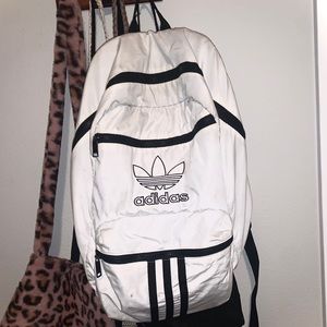 unisex Adidas back pack